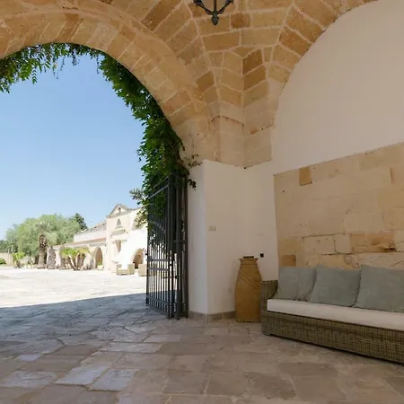Masseria Mazzetta Salento Corte Del Falconiere 3*