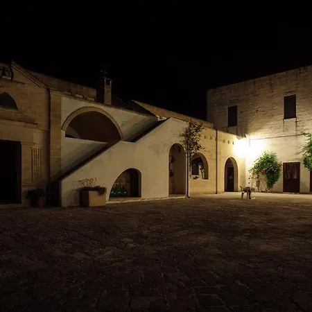 Masseria Mazzetta Salento Corte Del Falconiere Salice Salentino