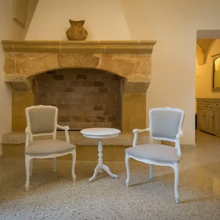 Masseria Mazzetta Salento Corte Del Falconiere