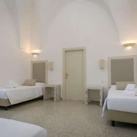 Bed & Breakfast Masseria Mazzetta Salento Corte Del Falconiere