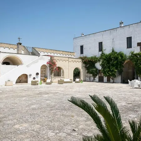 Masseria Mazzetta Salento Corte Del Falconiere 3*