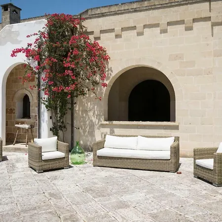 Masseria Mazzetta Salento Corte Del Falconiere Salice Salentino